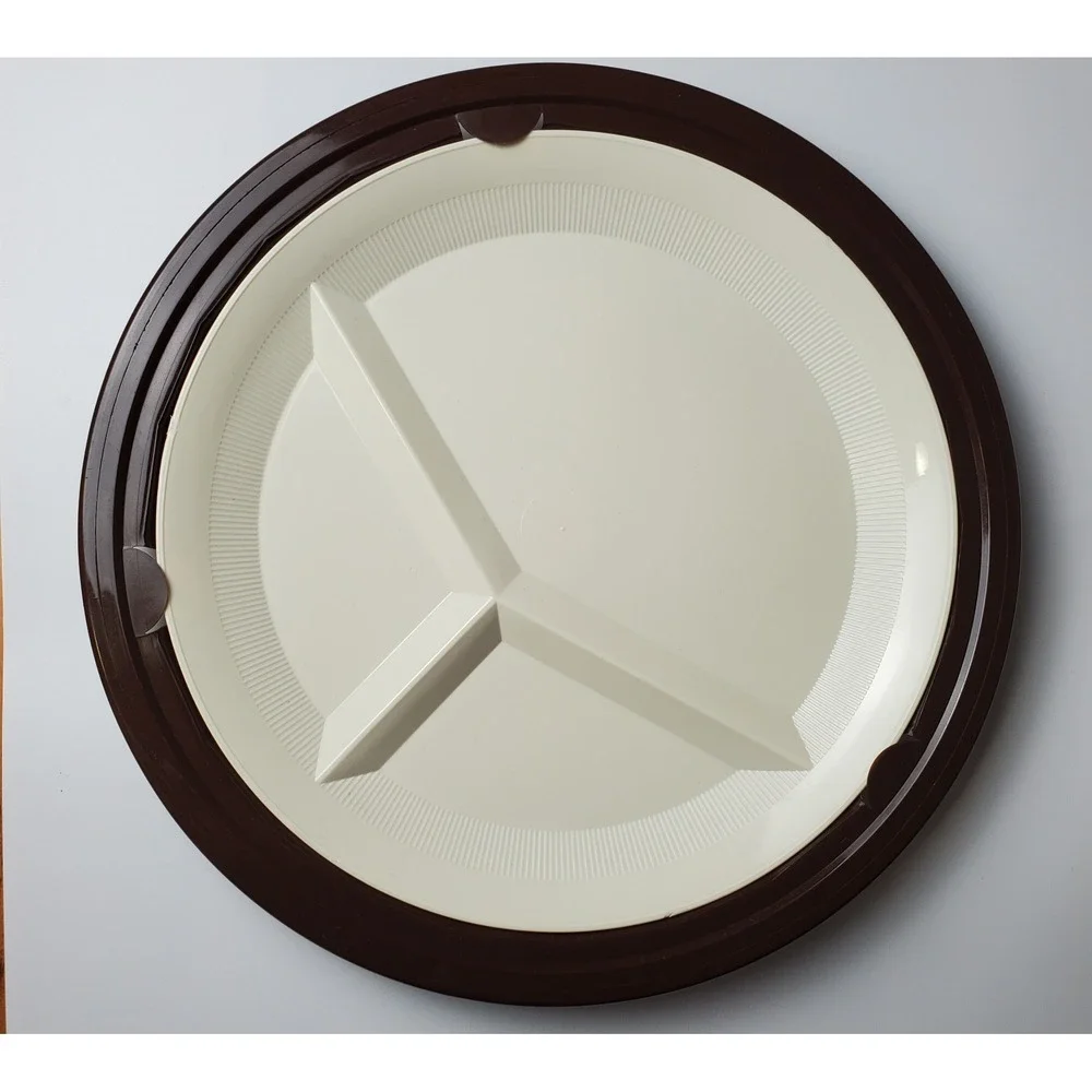 READ Vintage PackerWare Lot Of 4 Ivory Plastic Plates Brown Plate‎ Holders USA